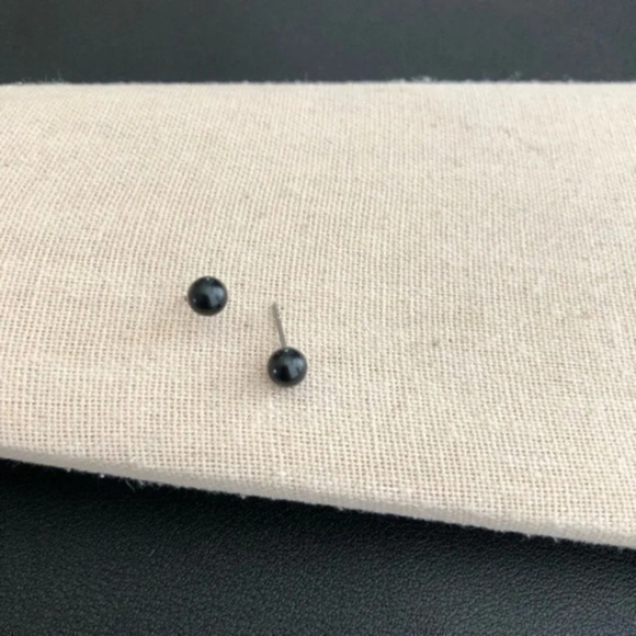 Vintage Jewelry - Vintage Black Stud Pierced Earrings